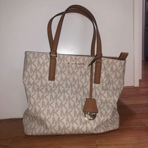 Michael Kors Tote